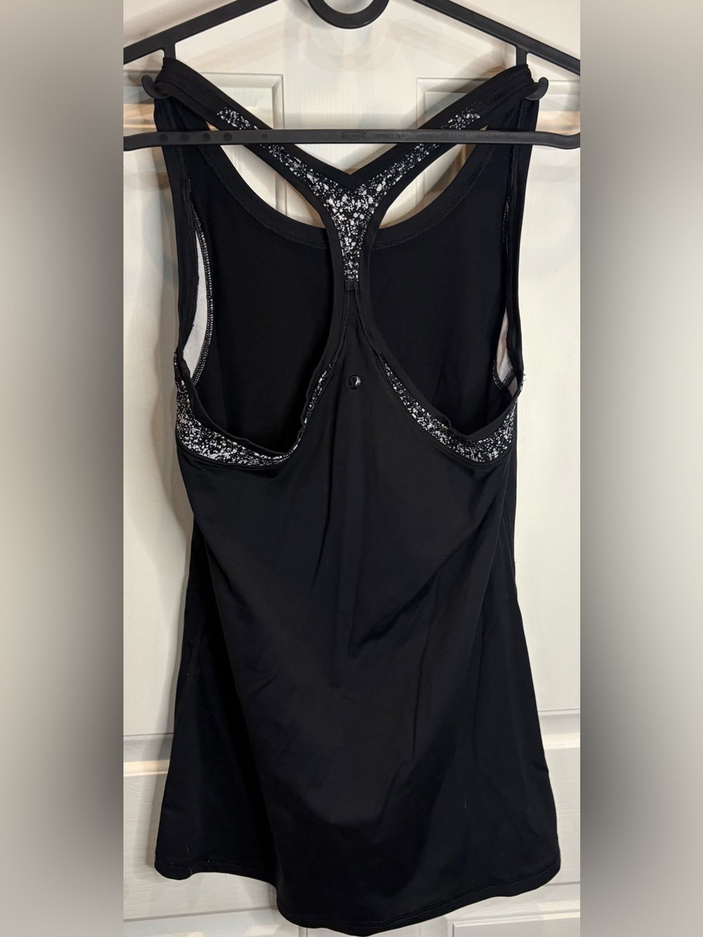 Lululemon Cool Racerback II Sz 6 Tank Top Splatter Pattern Black